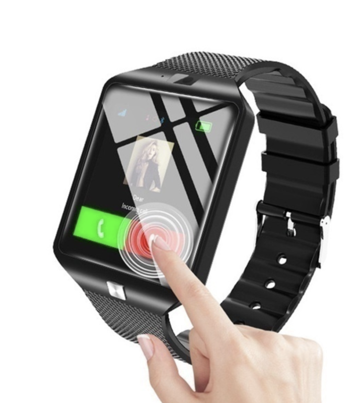 Nieuwe Smartwatch met veel functies, bluetooth, telefoon, sim-kaart enz. Nieuwe Smartwatch met veel functies, bluetooth, telefoon, sim-kaart enz.