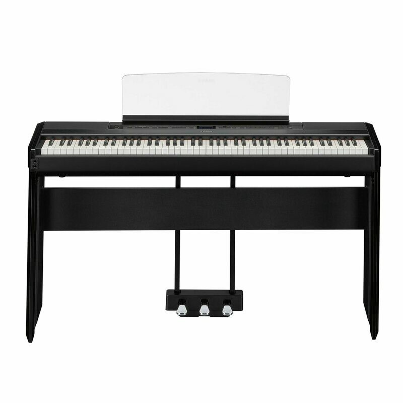 Yamaha P-525 Yamaha P-525