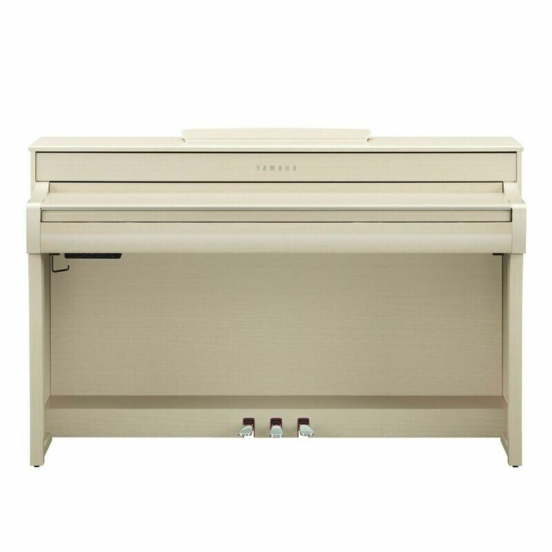 Yamaha CLP-735 Yamaha CLP-735