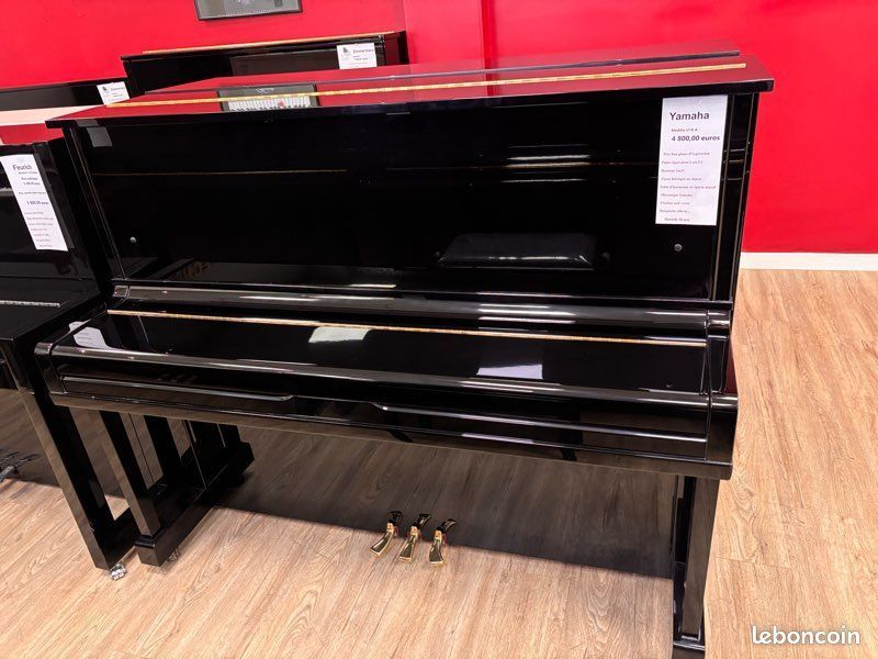 Yamaha U10A Yamaha U10A
