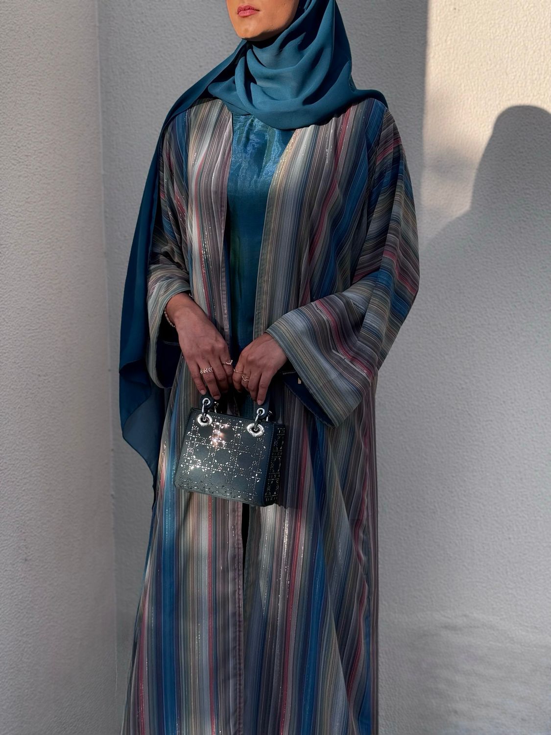 Aurora Zari Abaya
