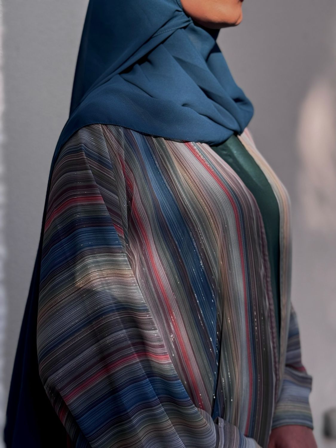 Aurora Zari Abaya