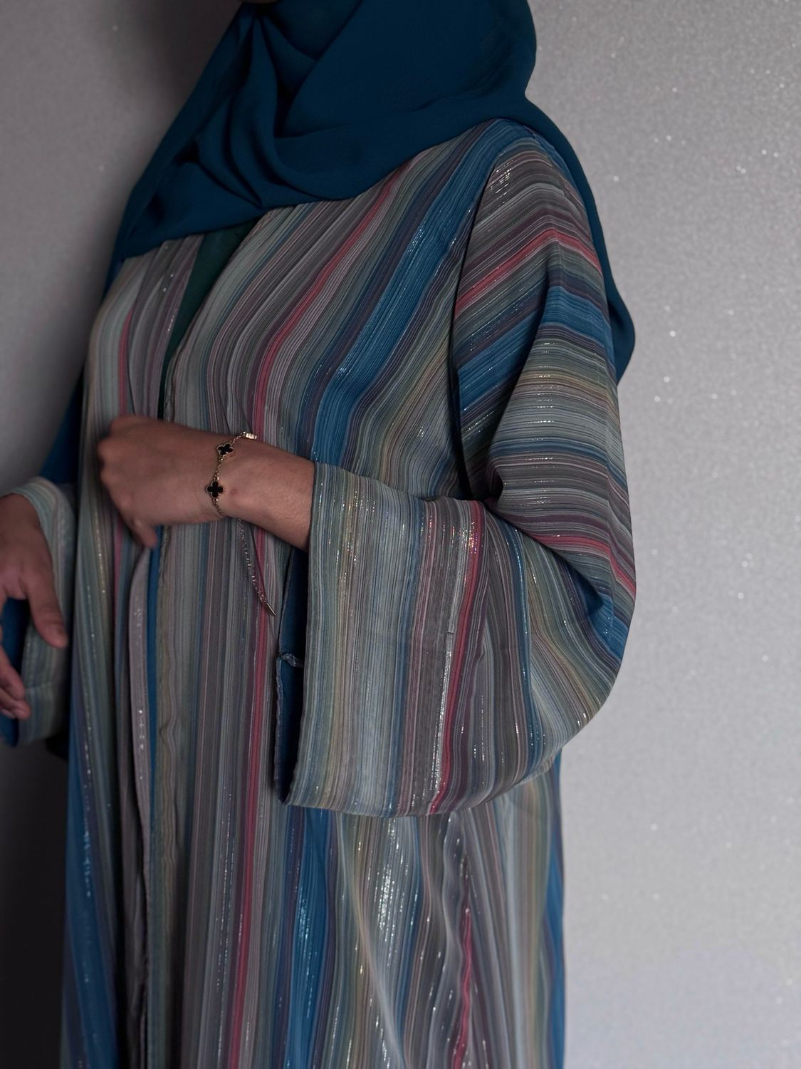 Aurora Zari Abaya