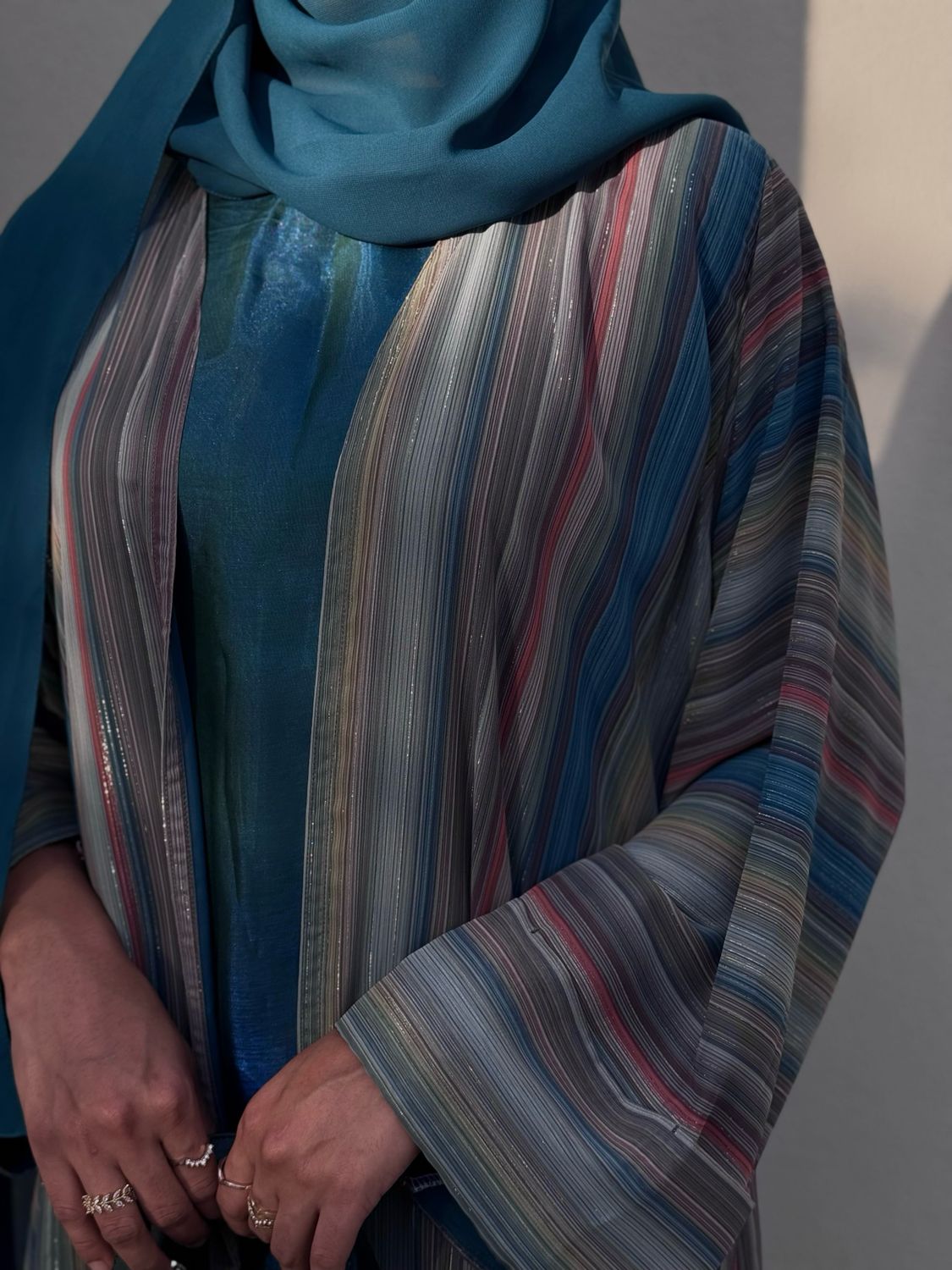 Aurora Zari Abaya