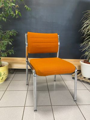 Chaise vintage orange 1