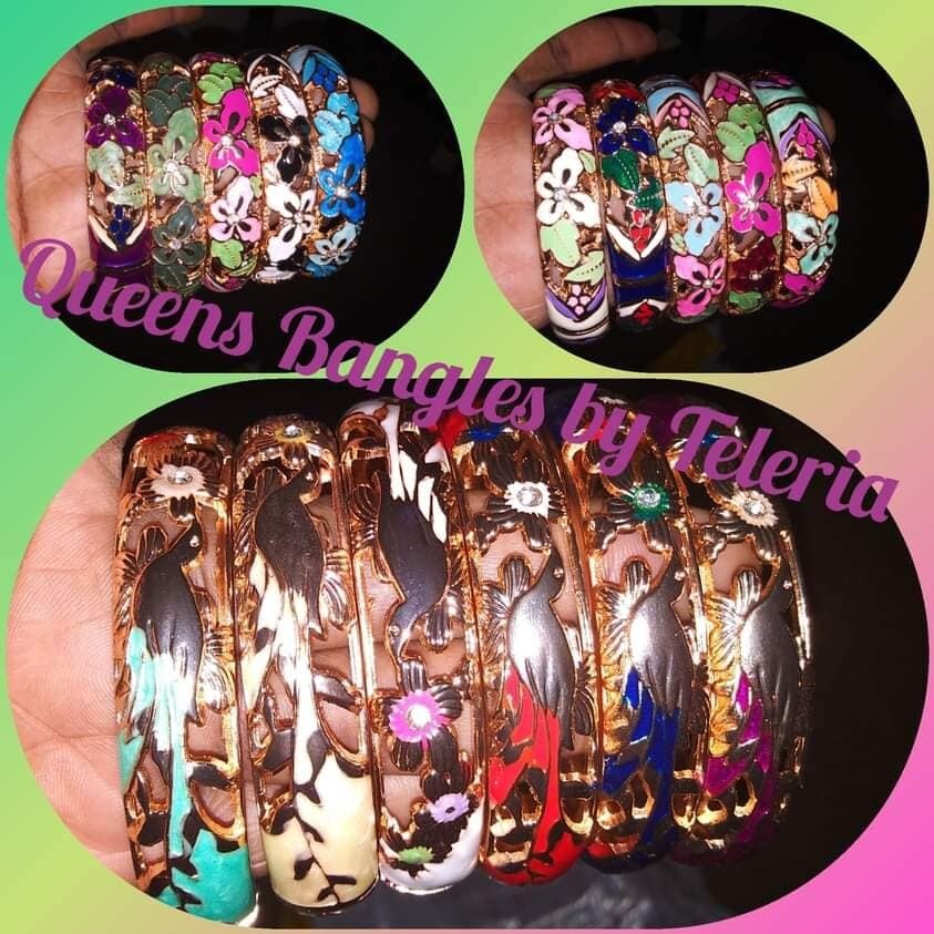 BANGLES