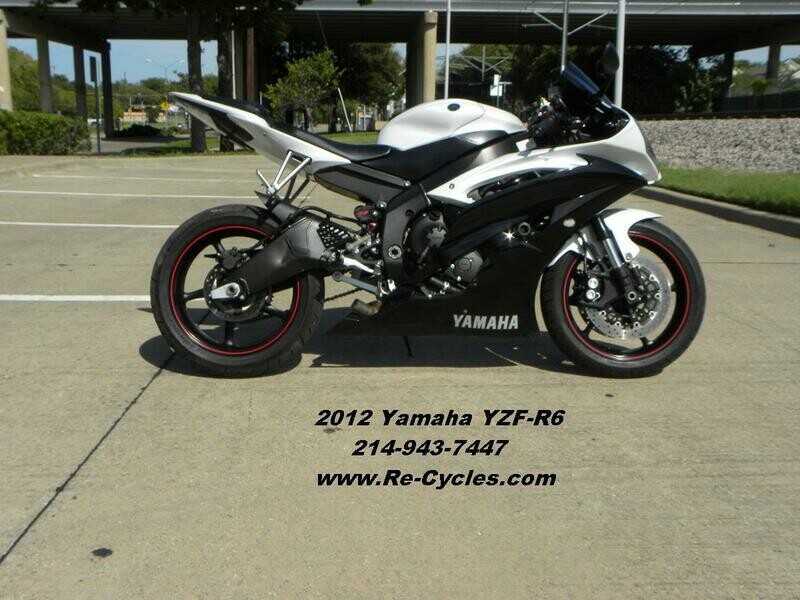2012 yamaha YZF-R6  9,485 miles Nice!!!