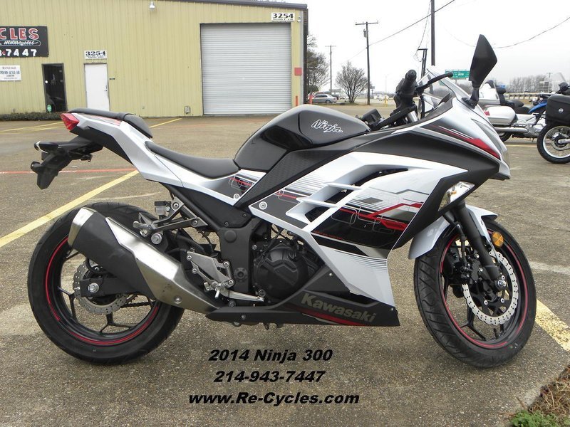 2014 Kawasaki Ninja 300 Special Edition 2,866 miles
