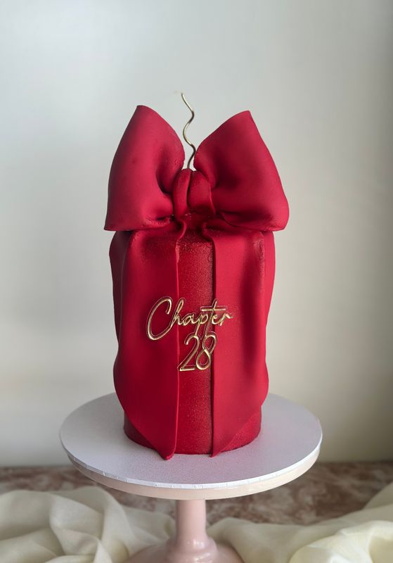 Pretty Bow Cake