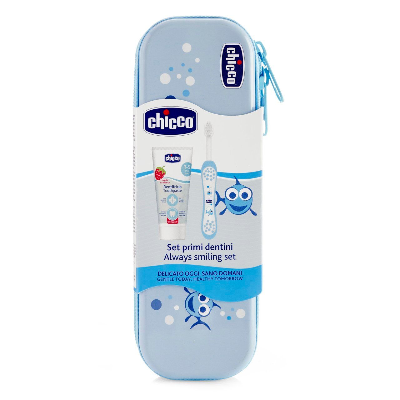 Conjunto Estojo de Cuidado Oral Chicco Azul: Escova de dentes com cerdas macias, pasta de dentes com sabor a morango e tampa protetora para a higiene bucal completa e divertida do seu bebé a partir de 12 meses.