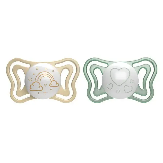 Chupeta Chicco Light PhysioForma Lumi 2-6m Dourada com brilho noturno