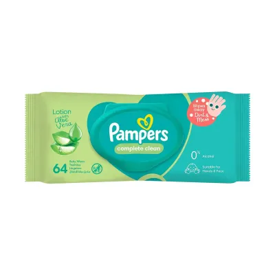 Toalhitas Pampers Complete Clean com Aloe Vera, embalagem com 64 unidades.