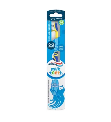 Escova de dentes Aquafresh Milk Teeth, ideal para bebês de 0 a 2 anos, com cerdas macias e design seguro.