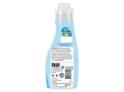 Frasco de amaciador Comfort Essência, com rótulo colorido e design elegante, ideal para roupas perfumadas e macias.