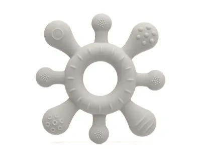 Mordedor estrela cinzento de silicone Kiokids para bebês a partir de 3 meses.