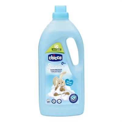 Amaciador de roupa Chicco Essência Talco 1.5L para roupas de bebé