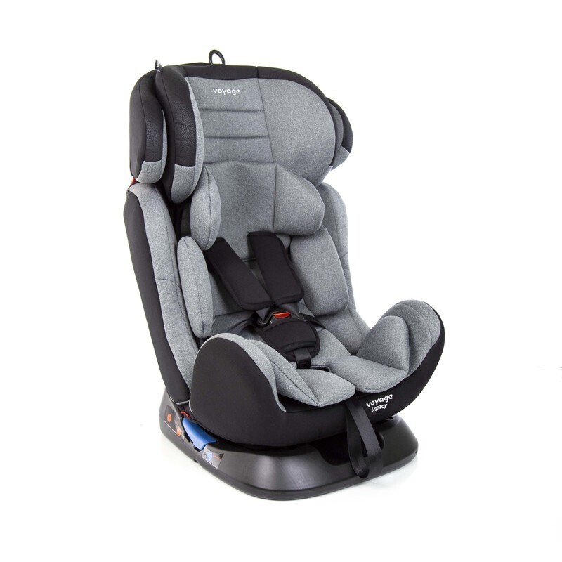 Cadeira para auto infantil Legacy na cor cinza da marca Voyage, com design moderno e acolchoado, ideal para proporcionar segurança e conforto para o bebê durante o trajeto.