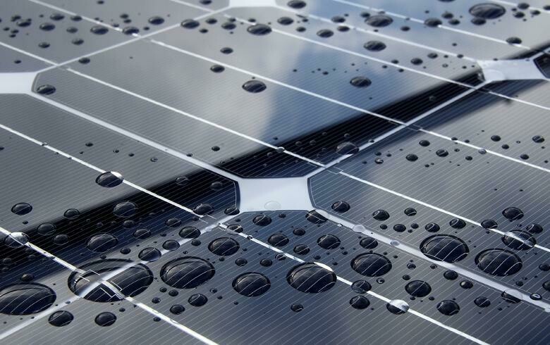 Canadian Solar 420W Solar Panel High Power Poly PERC HiKU with MC4 - VOC: 48.0V / IMP: 10.64A / 2108x1048x40mm - Used (2020)