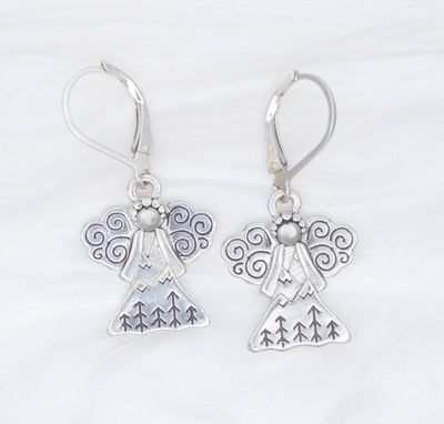 2025 Evangeline Earrings