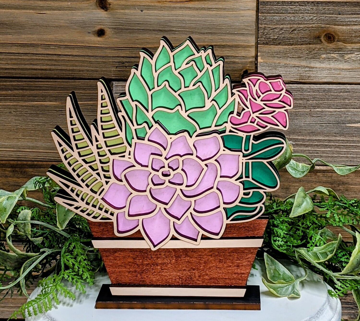 DIY Freestanding Succulent (No paint or glue included)