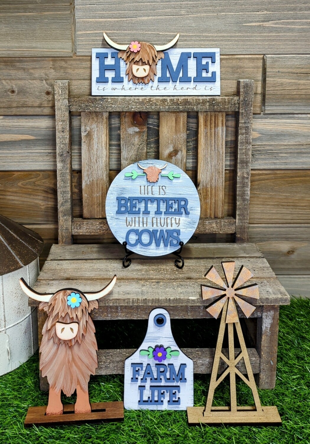 DIY Highland Cow Tiered Tray Set (Unpainted/Unglued)