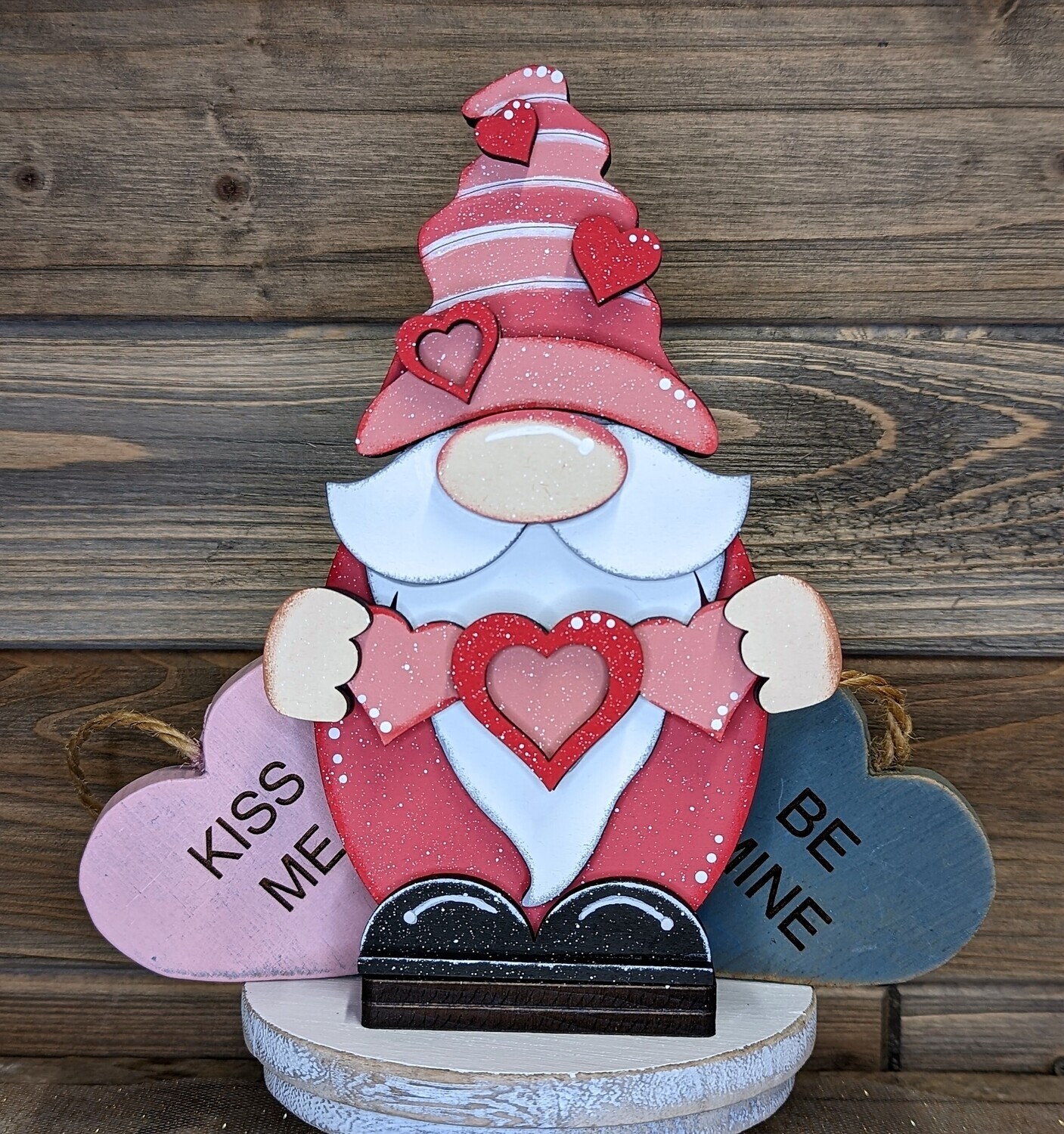 DIY Valentine Standing Gnome Shelf Sitter (Unpainted/Unglued)