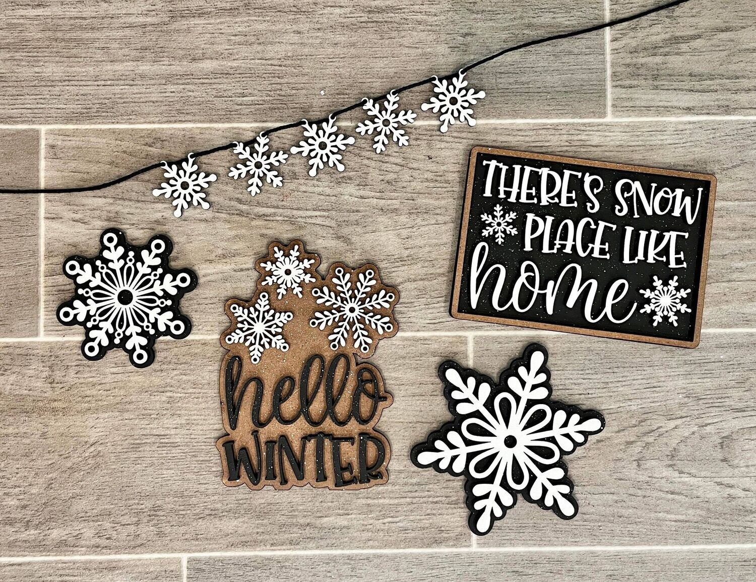 DIY Winter Snowflake QE Tiered Tray Set (Unpainted/Unglued)
