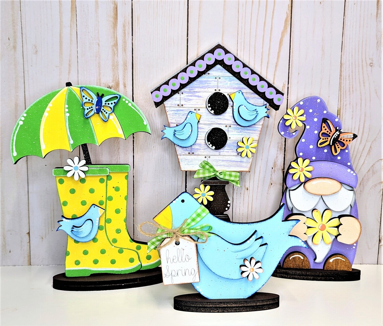 DIY Spring Standing Shelf Sitters (4 Designs)