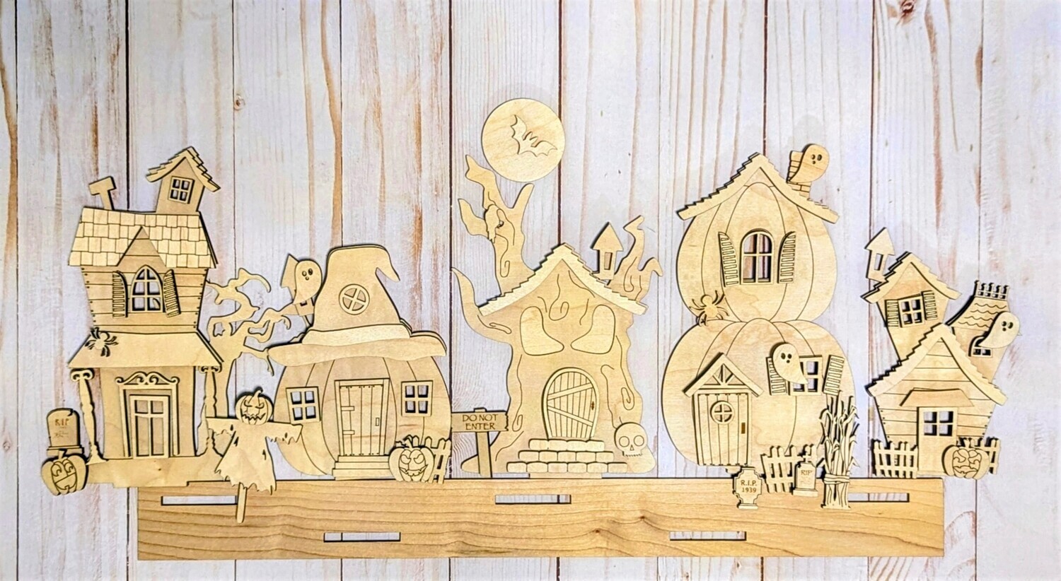 DIY Spooky Halloween Standing Houses (Unpainted/Unglued)