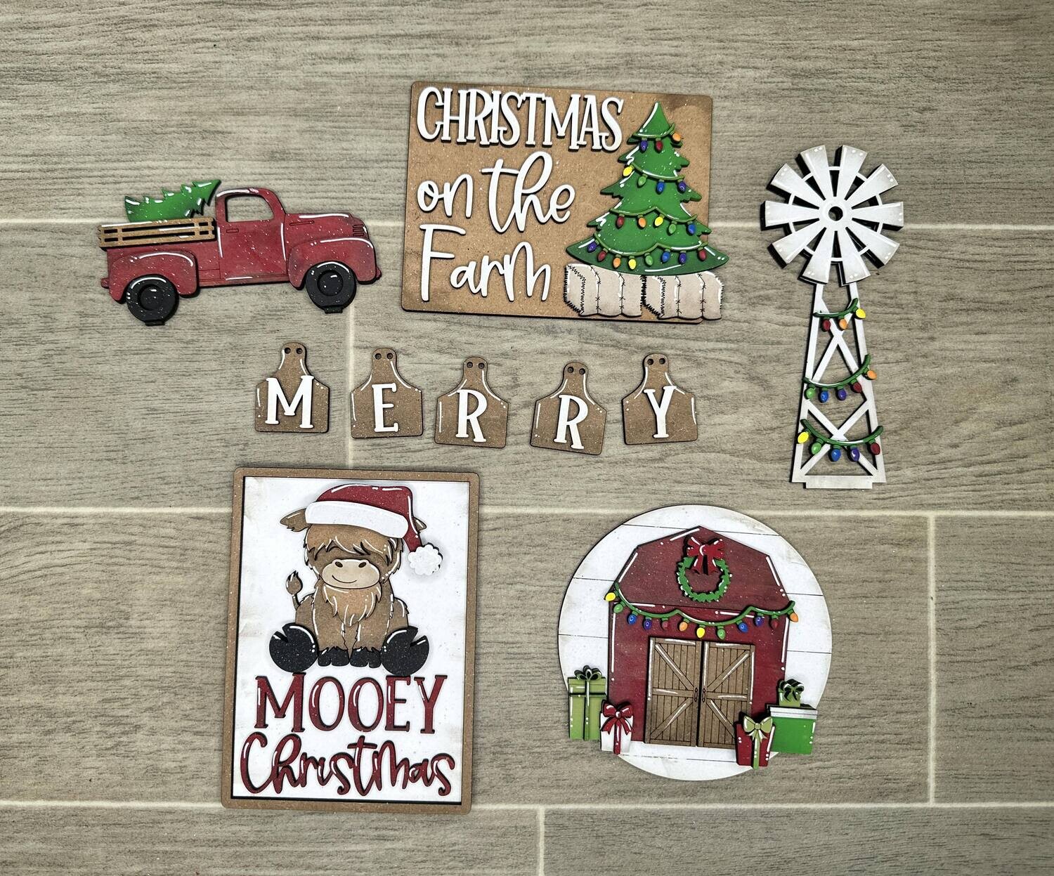 ​New DIY Highland Cow Christmas QE Tiered Tray Set (Unpainted/Unglued)