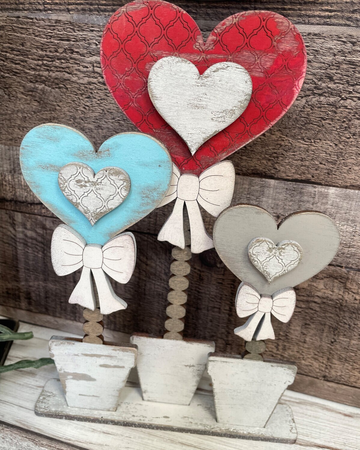 New DIY Potted Hearts Shelf Sitter (Unpainted/Unglued)