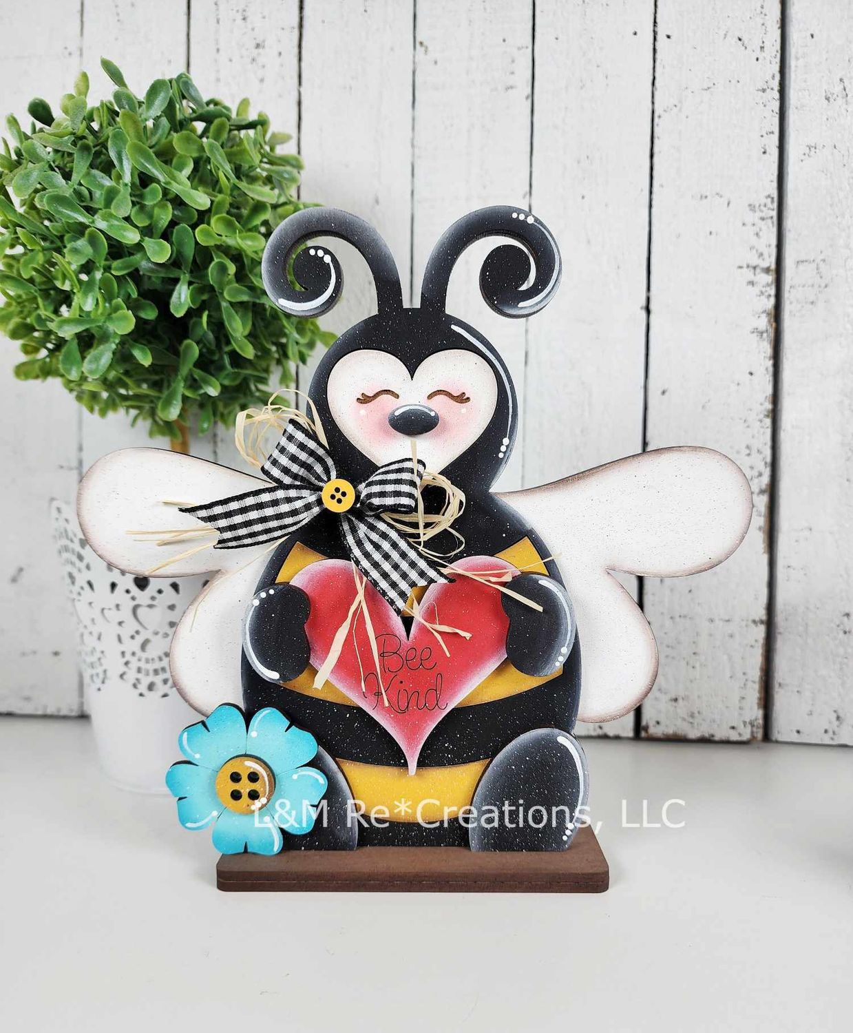 DIY Honey Bee Shelf Sitter TSM (Unpainted/Unglued)