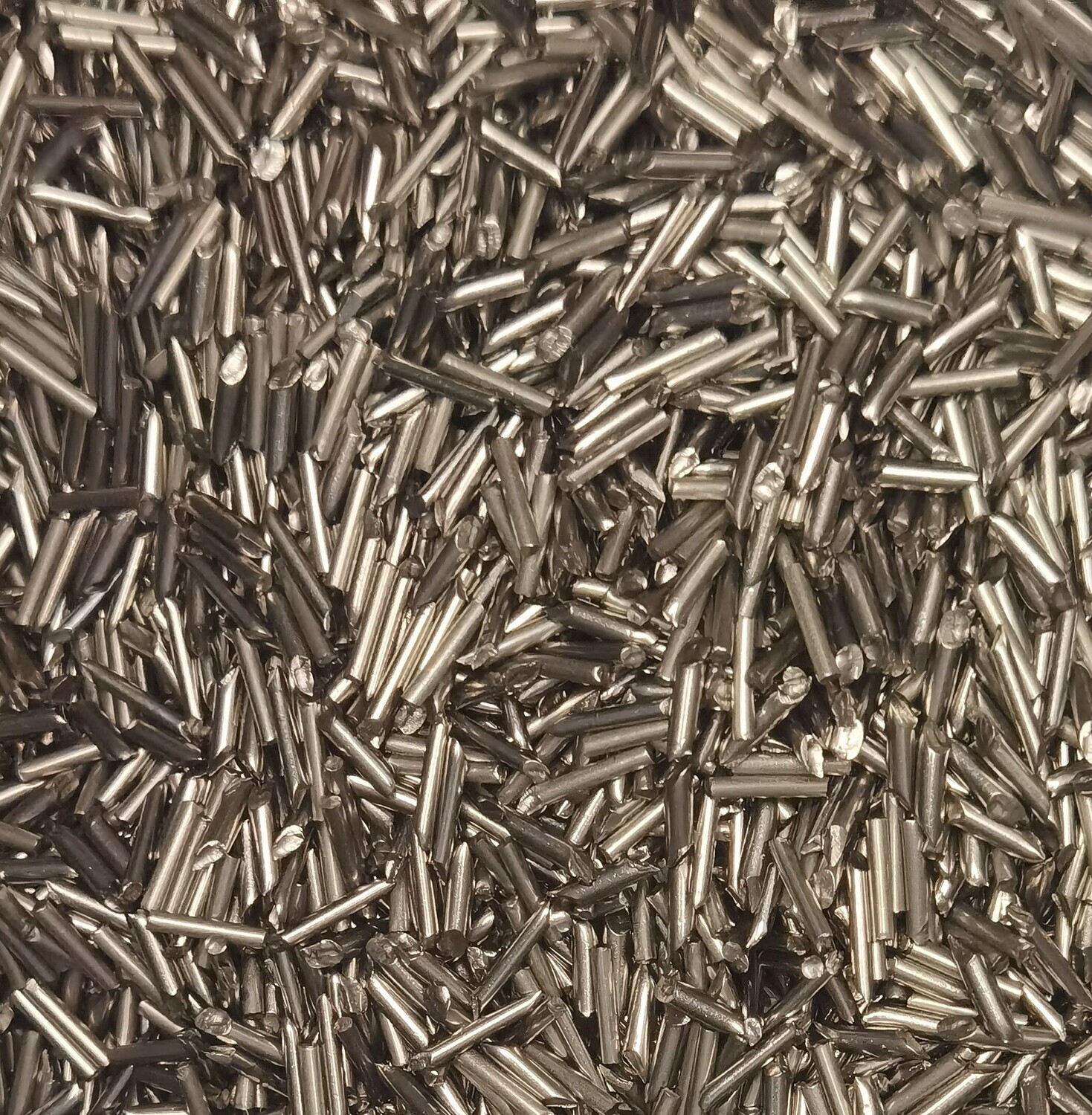 Steel Pins 990g 