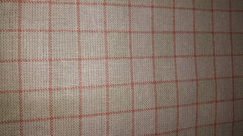 Toile à carreaux marron en 140 cm