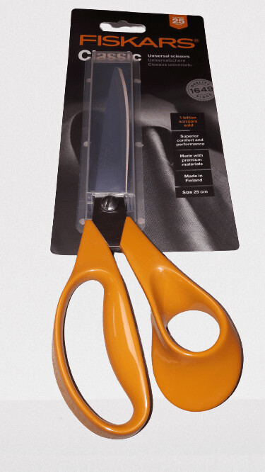 Ciseaux FISKARS Classic Droitier 24 cm