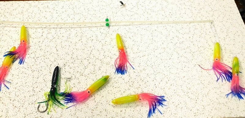 8-Piece 6" Hollow Bulb Squid Spreader Rig (36" Polymer Bar)