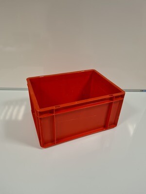 40x30x21 kunststof bak, rood, PP, gesloten, vlakke bodem, gebruikt