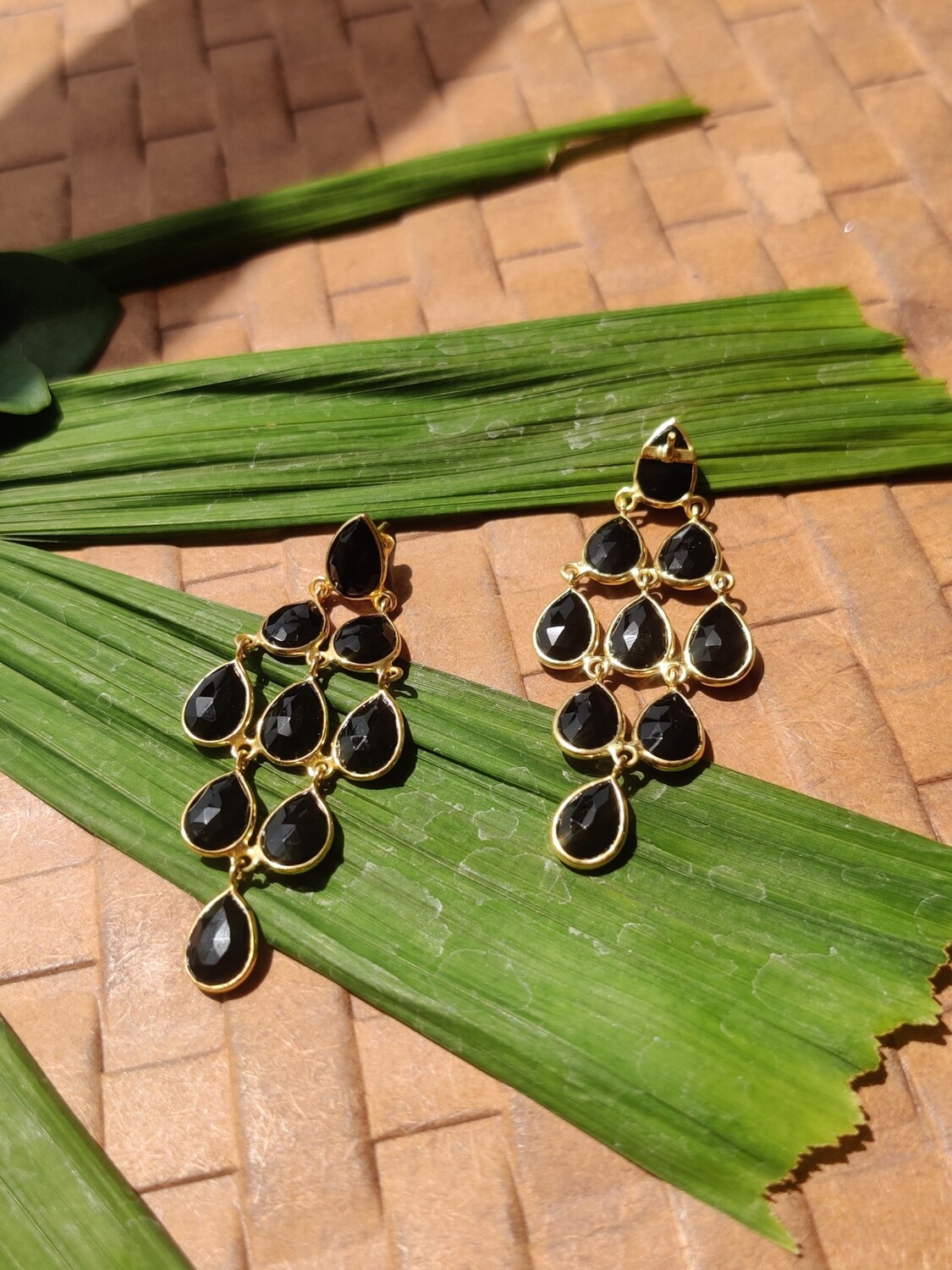 Rihanna&#39;s Black Semi Precious Gemstone in Pure 92.5 Luxury Earrings Gold plating