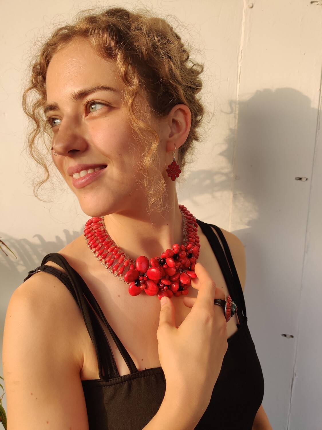 Queen Corals handcrafted Choker Necklace 