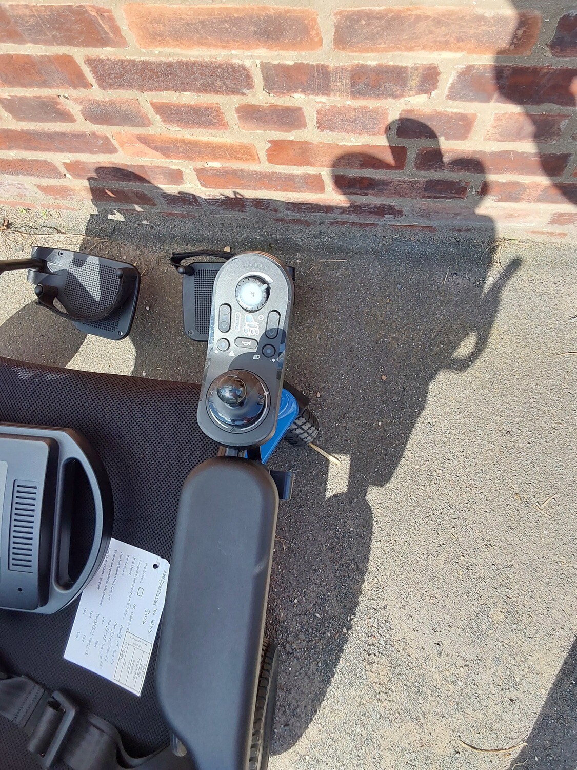 Invacare Aviva RX40 Power Tilt new batteries and warranty 6mph
