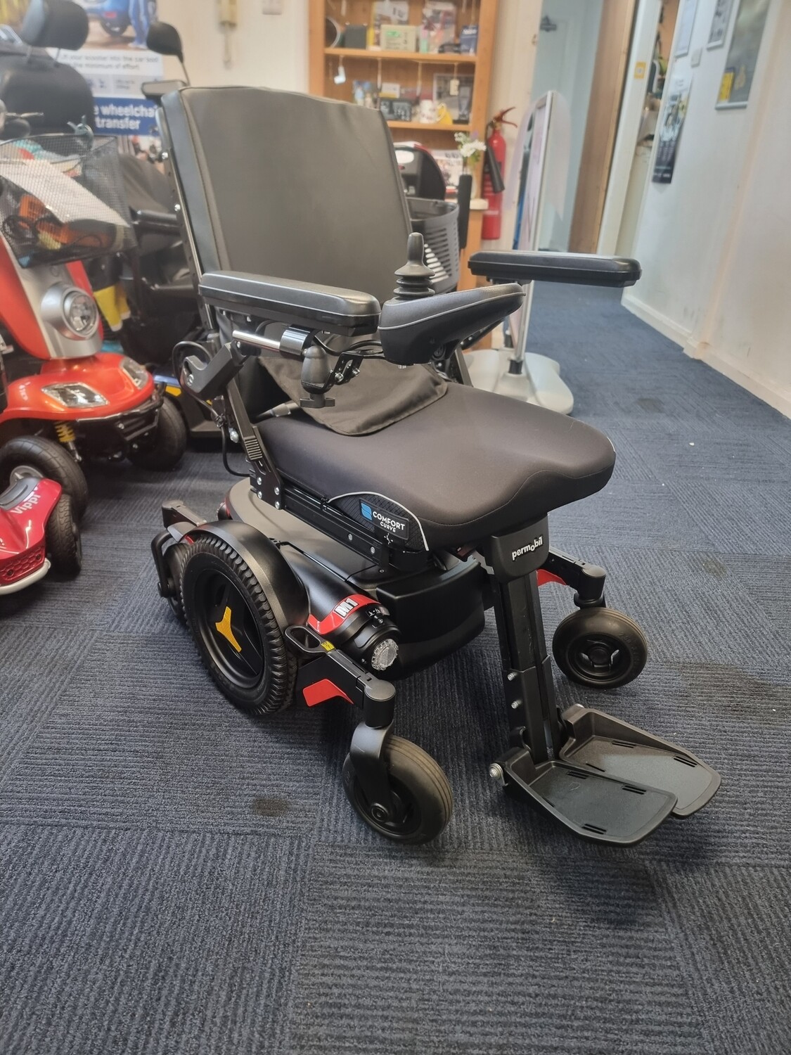 Permobil M1 as new with Tilt and warranty EX DEMO
