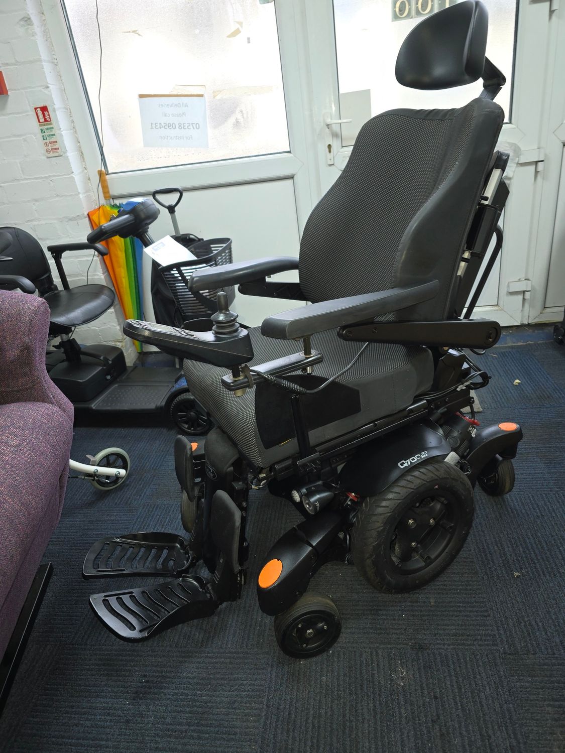 SUNRISE QUICKIE Q700 M 6MPH ELECTRIC EVERYTHING POWERCHAIR ELECTRIC WHEELCHAIR