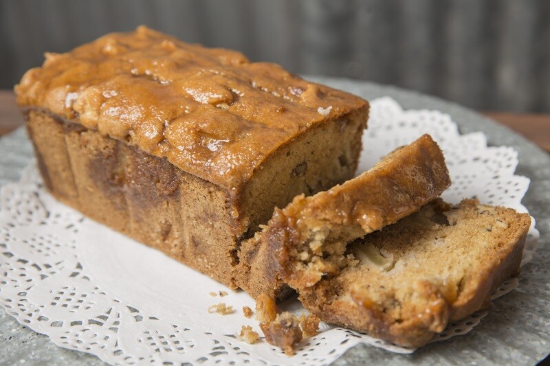 Apple Pecan Cake