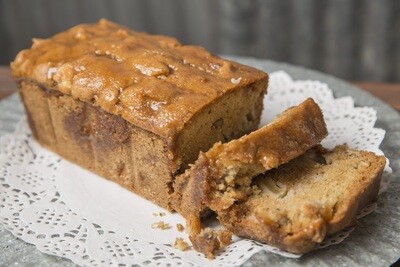 Apple Pecan Cake