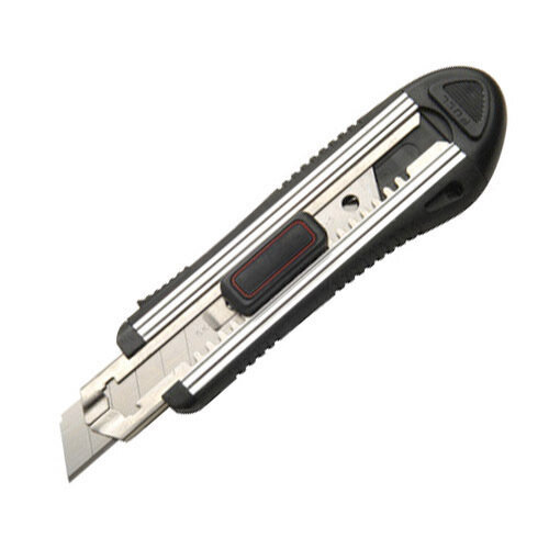 Cutter Maurer "Aluminio/profesional" 18 mm. con 5 Hojas