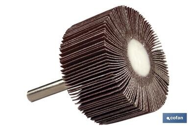 ABANICO DE LIJA CON MANGO 80X30X6 G-180