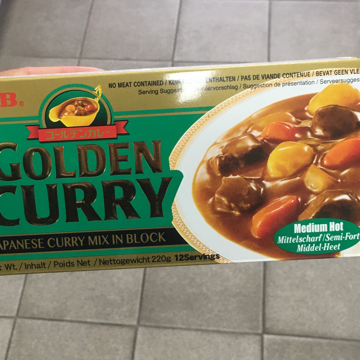 Golden curry medium hot