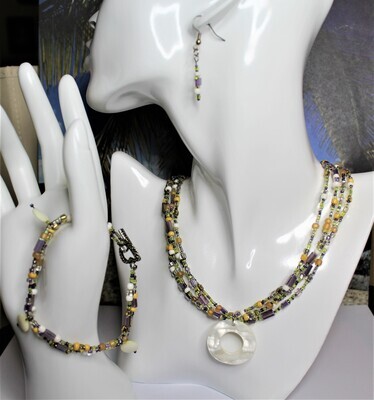 Mother of Pearl Multi-Strand Necklace Set