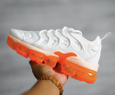 Nike Creamsicle Vapormax