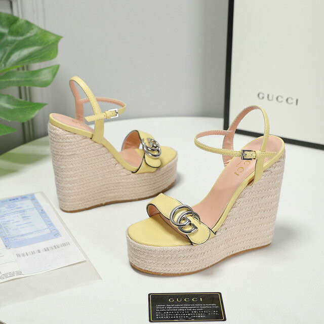 Gucci Wedge Set